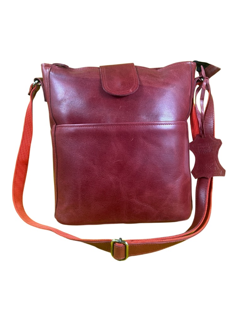Genuine Leather Red Crossbody Sling Bag for Women – Handcrafted Shoulder Satchel with Adjustable Strap, Magnetic & Zipper Closure – Stylish Purse for Travel, Work, Office, Daily Use